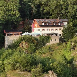 3* Herberg Naturfreundehaus Veilbronn